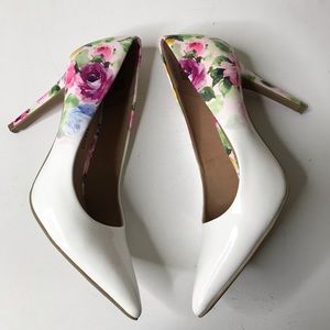 🌸Floral Heels🌸